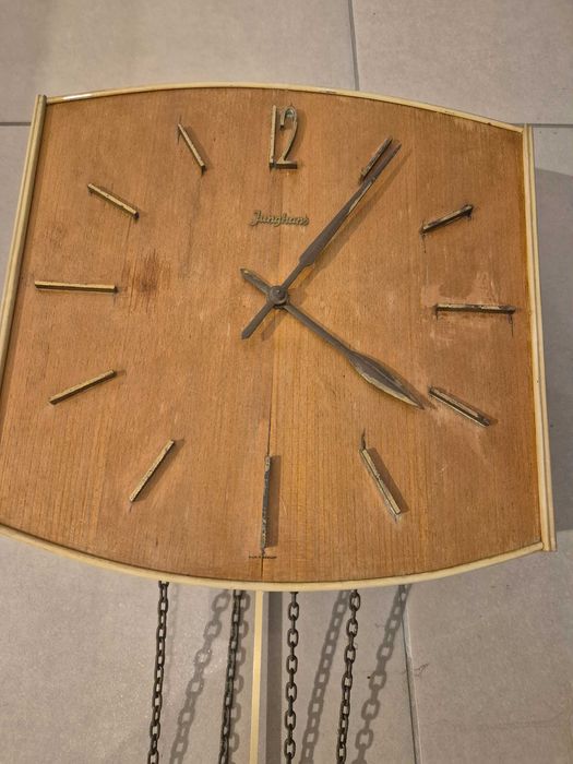 Стенен часовник JUNGHANS антика )1960г.