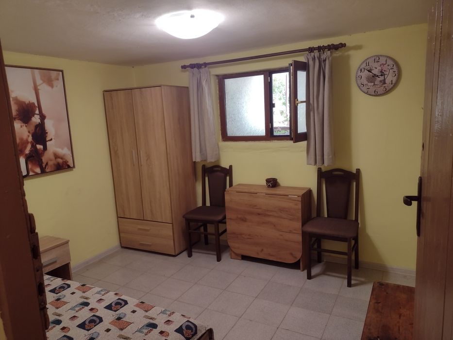 Дава се под наем  в Враца, Център - 15 кв.м за 129.54 € - Снимка #4