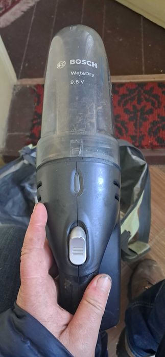 Aspirator portabil Bosch