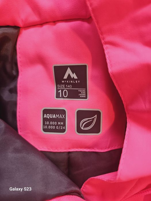 Costum Ski Waterproof fetite .250 lei