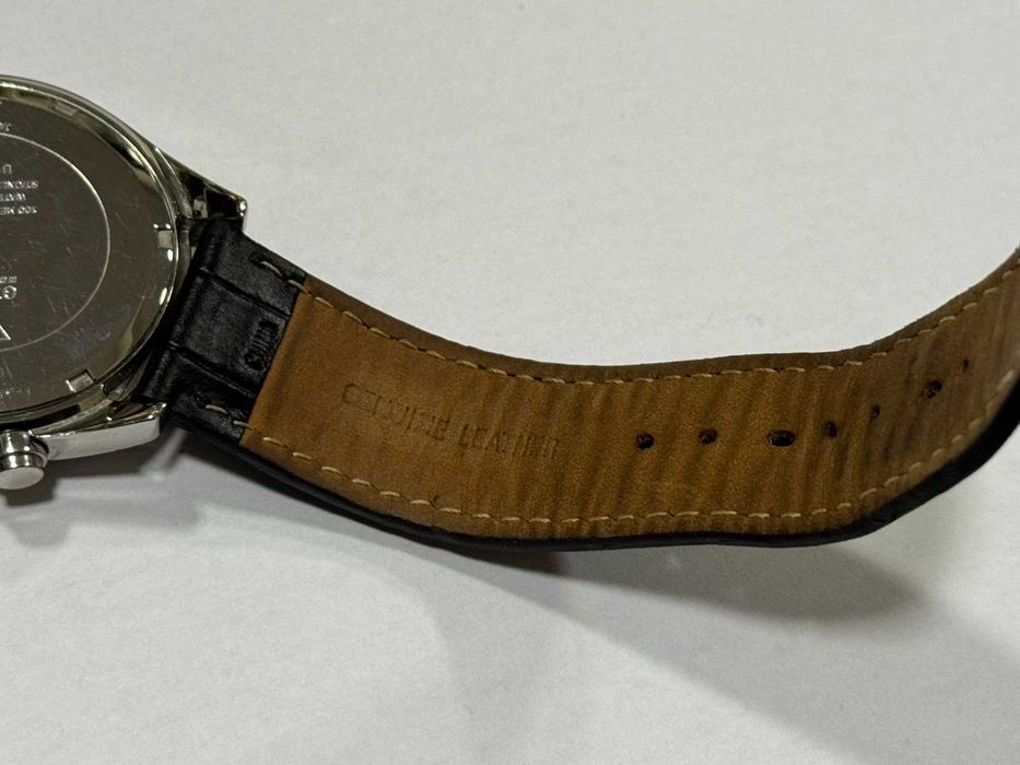 Часовник Guess U11507G1