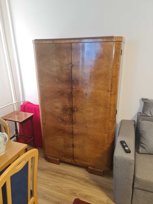 Mobilier în stil Art Deco