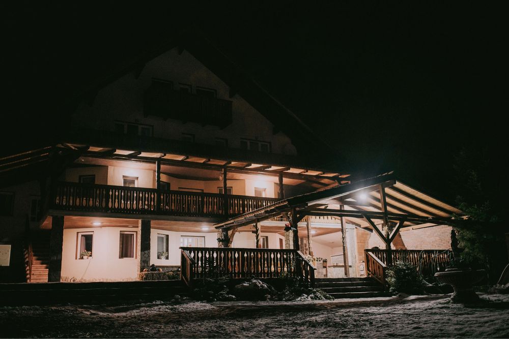 Vila de inchiriat in regim  de pesiune, pe termen lung, minim 2 ani!