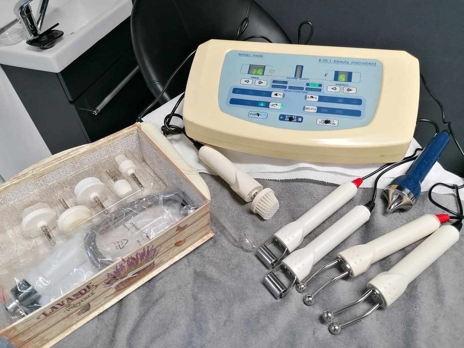 Aparat cosmetică 6 în 1