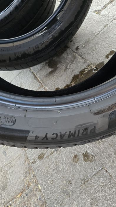 245/45/R19 Michelin primacy⁴