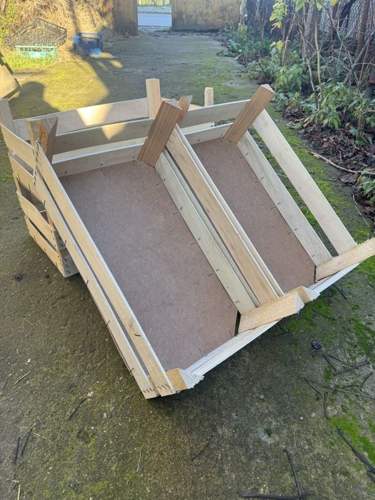 Дървени касетки продавам