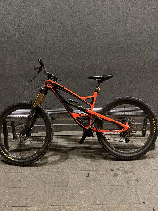 YT Capra 2017 bicicleta enduro - CARBON
