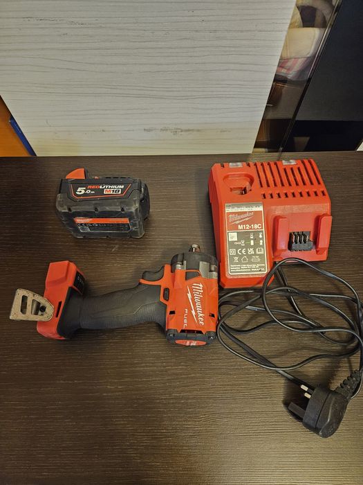 Milwaukee M 18 FIW2F 12, pistol cu impact