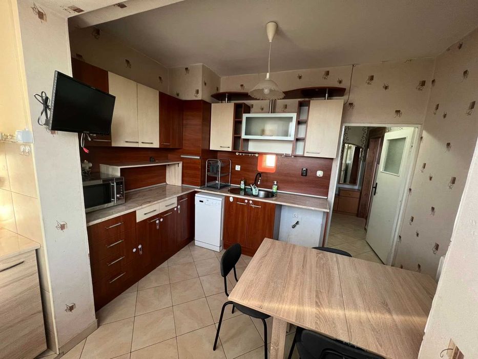 3-стаен апартамент под наем Дружба 1