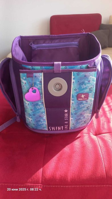 Подарявам ученическа раница за момиче
