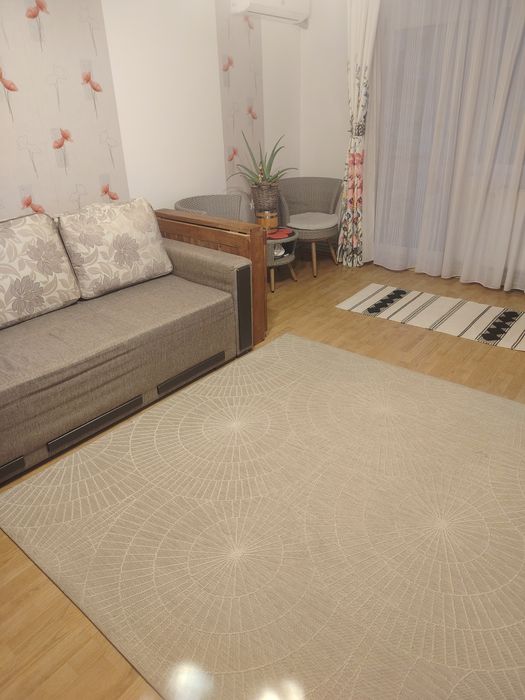 Vând apartament 3 camere