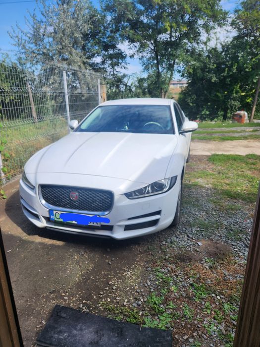 Vând Jaguar xe motor defect