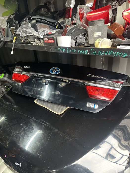 Крышка багажника Камри 55
