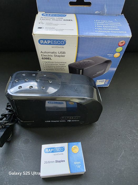 Capsator electric negru plastic capse 26/6 15 coli Rapesco