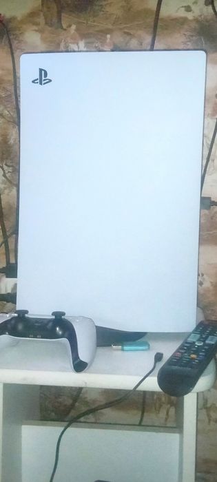 Обменяю Sony ps5 третий ревизии