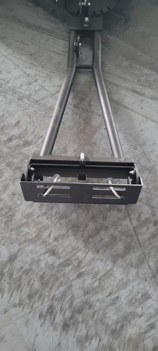 Lama pentru zapada cu sistem de fixare cam pentru orice vehicul