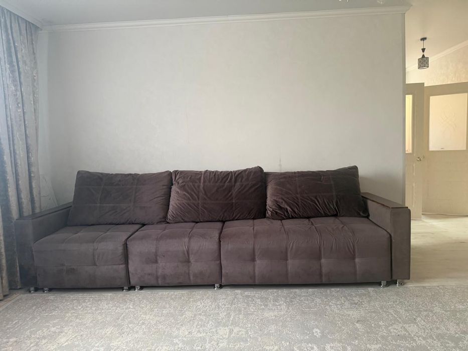 Продам гостинный диван