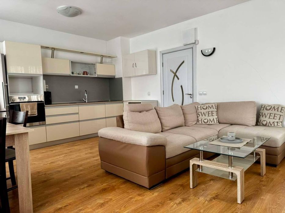 Дава се под наем Двустаен апартамент в София, Студентски град - 65 кв.м за 649 € - Снимка #1