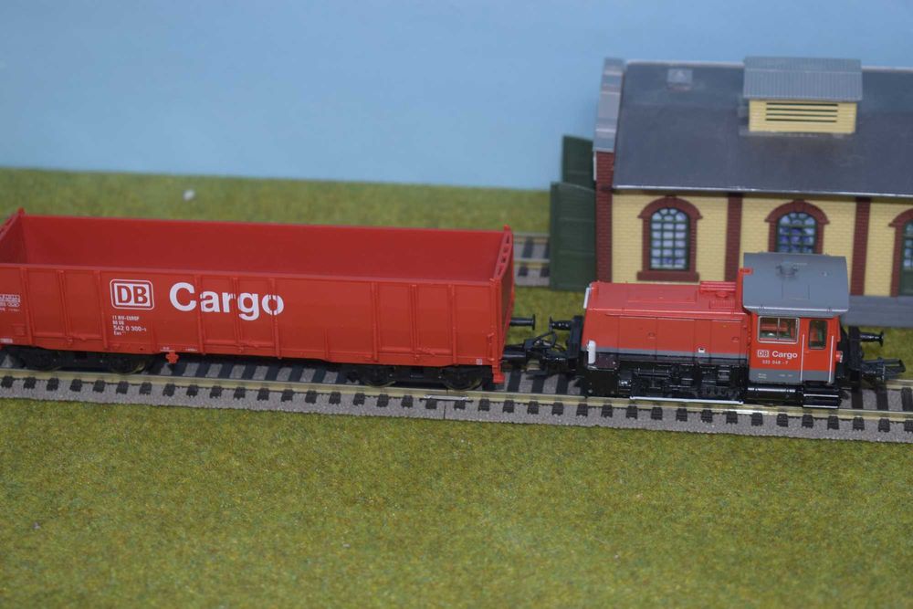 Trenulet locomotiva diesel BR333 marca Roco scara ho