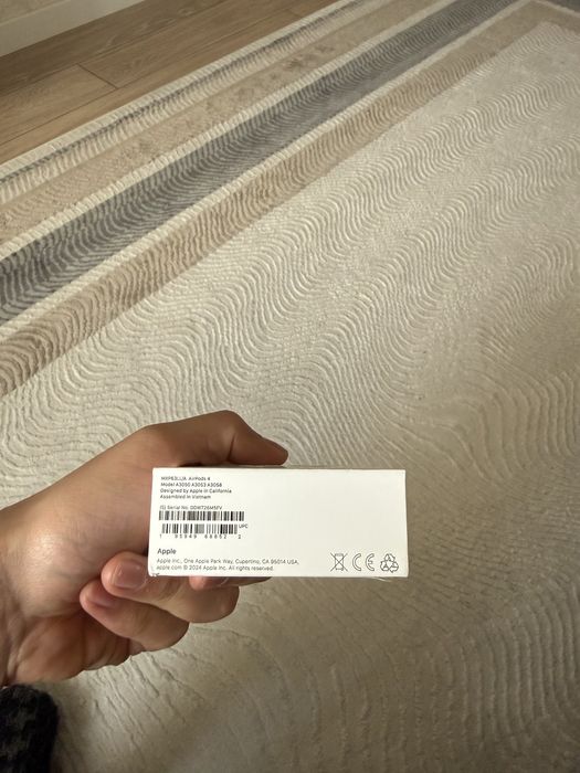 Продам Air Pods 4 (новые)