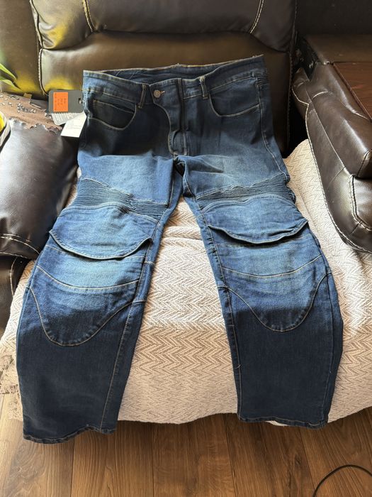 Blugi moto cu protectii