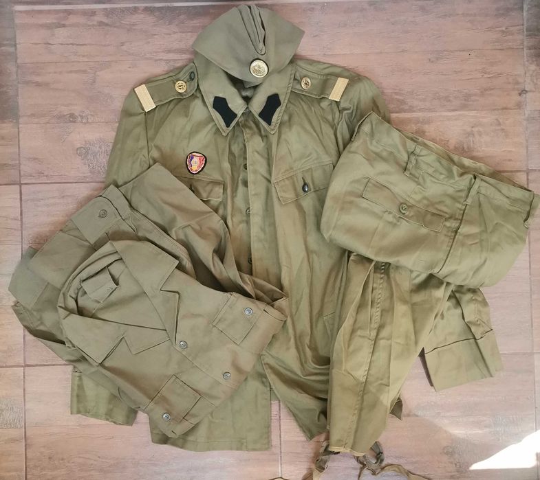 Sergent Uniforma militara + camasa perioada comunista