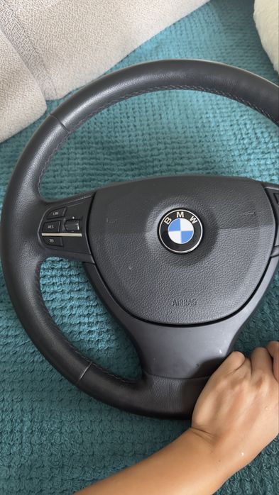 Продам Руль от BMW f10