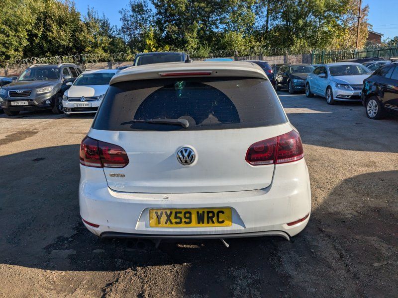 Dezmembrari / Dezmembrez Volkswagen Golf 6 (5K1) GTD 2.0 TDI CBBB cutie viteze manuala cod culoare LB9A