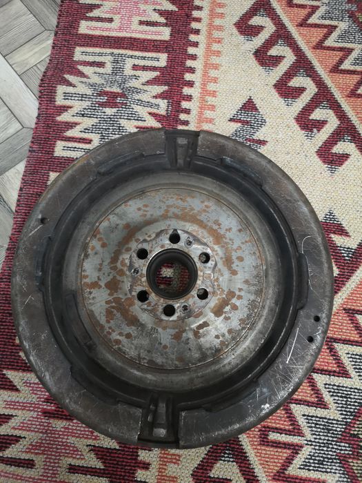 Двухмассовый маховик