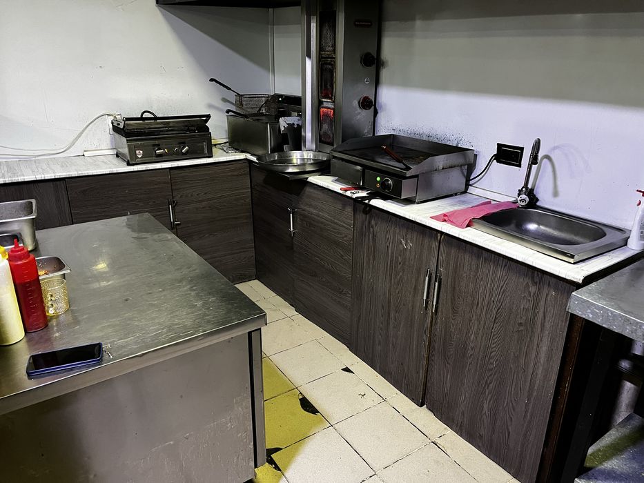 Донерка, лаваш, фасфудт сатылады