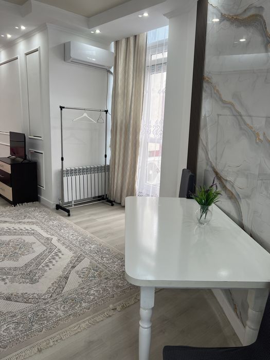 Мега, терраса, посуточно. ЖК Айгерим