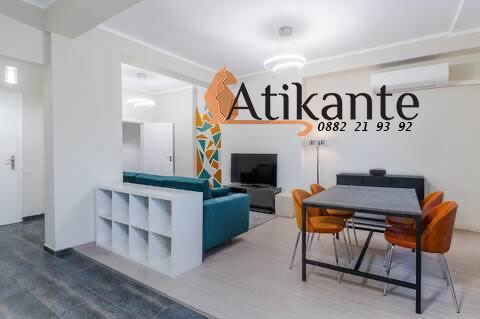 Продава се Двустаен апартамент в София, Център - 80 кв.м за 4188 €/кв.м - Снимка #2