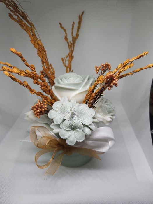 Вечен ,ароматен букет от соев восък,ръчно изработен.