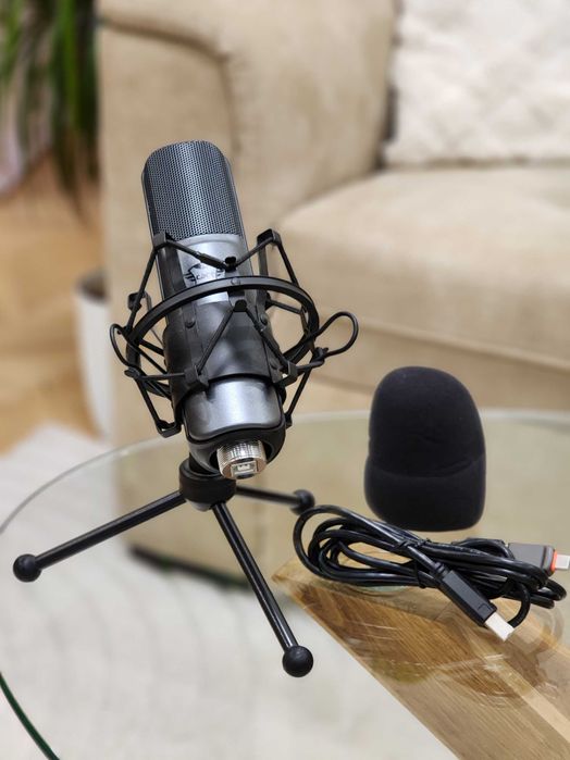 Кардиоиден кондензорен микрофон Trust GXT 242