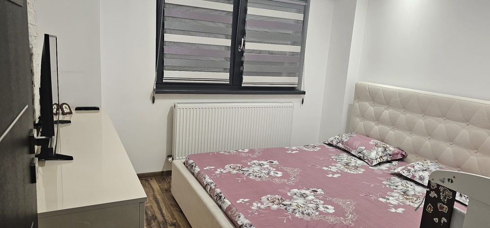 Particular Inchiriez apartament 2 camere Craiova centru