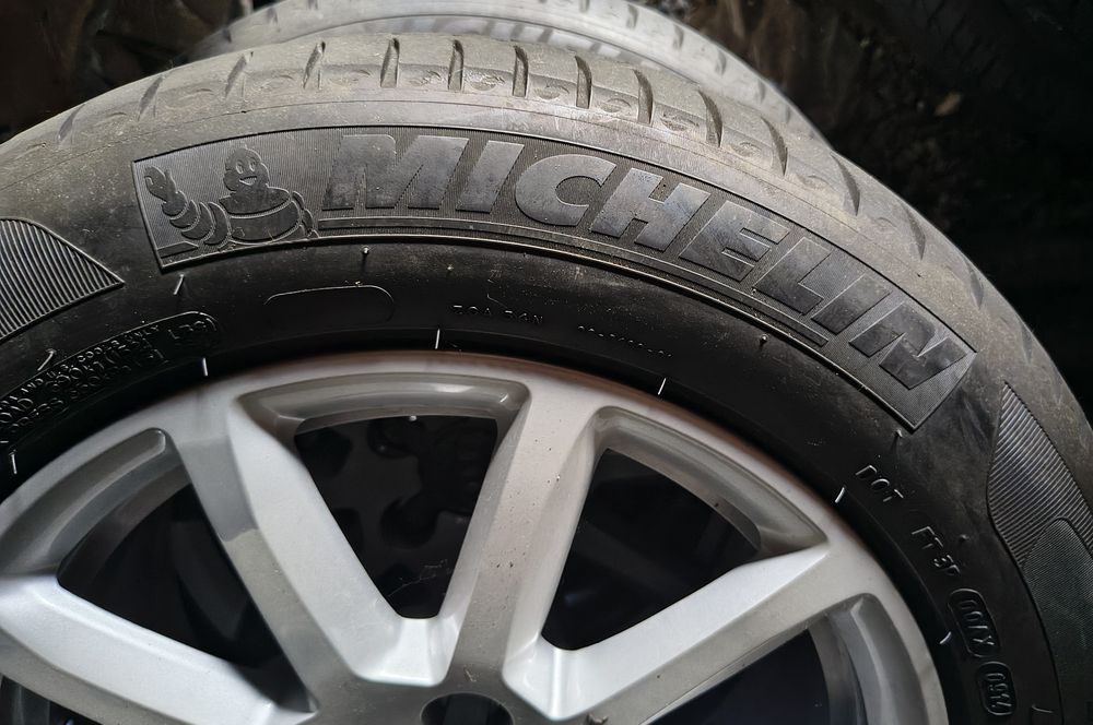 Jante 16  originale Audi  + cauciucuri Michelin de vara  225. 55 R16.
