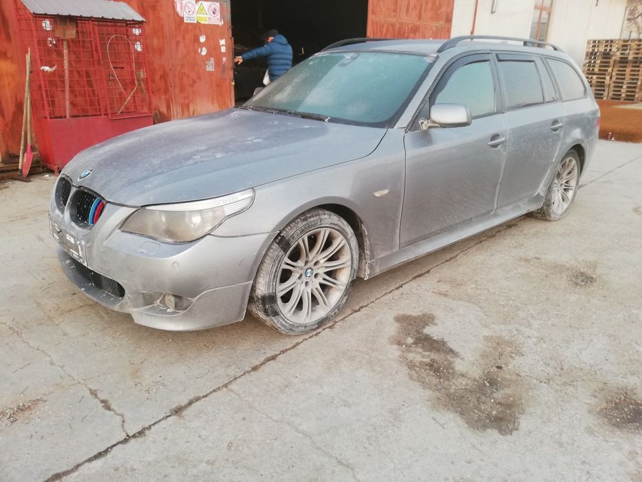 Aripa BMW E60, e61