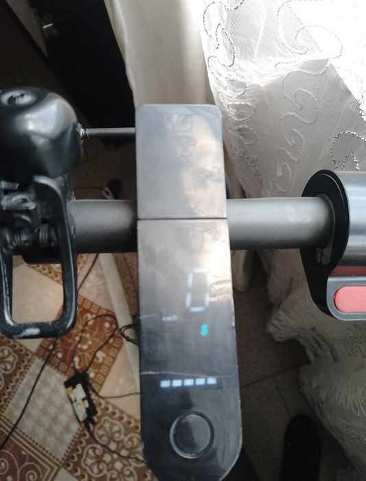 Vând trotinetă electrica