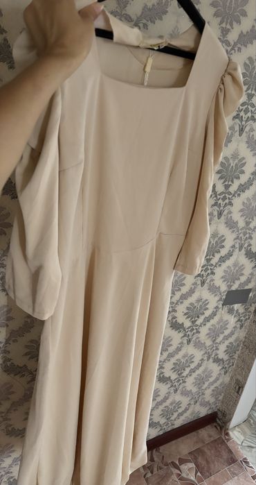 Платья по 4000 тг