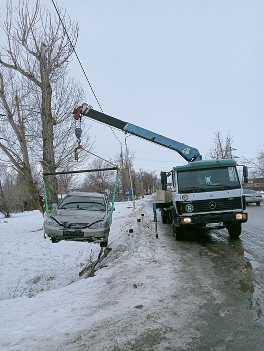 Манипулятор эвакуатор автовышка