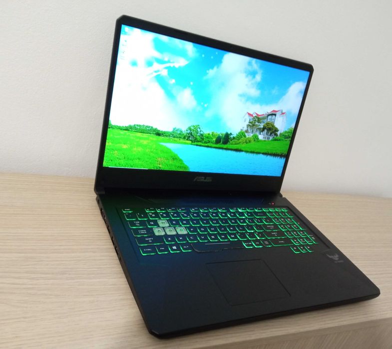 Laptop I7 32gb GAMING EXTREM SSD placa dedicata NVIDIA TI TITANIUM