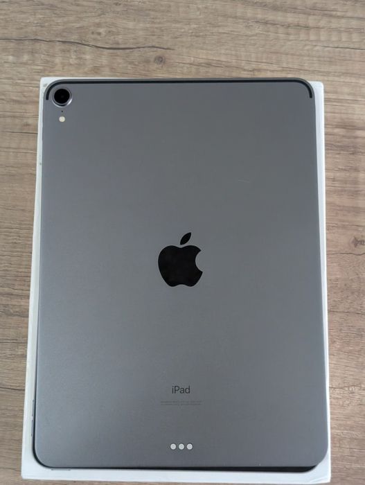 Apple iPad Pro 11 (256GB, Wi-Fi) Space Gray.
