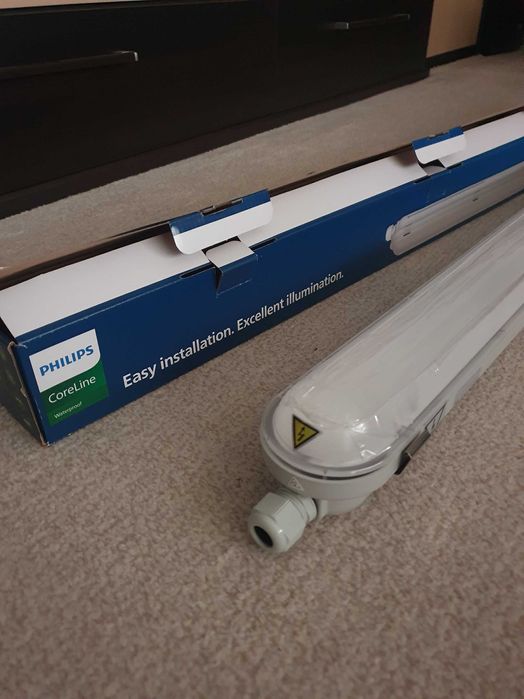 Corp Iluminat Aplicat Led Philips CoreLine