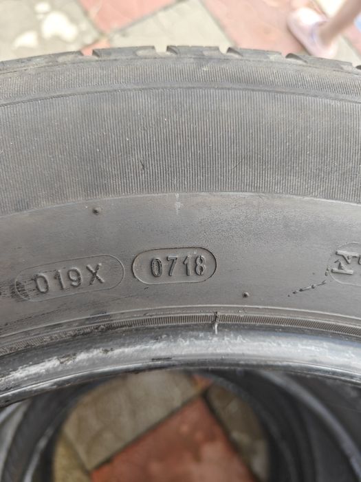 2 cauciucuri michelin 18