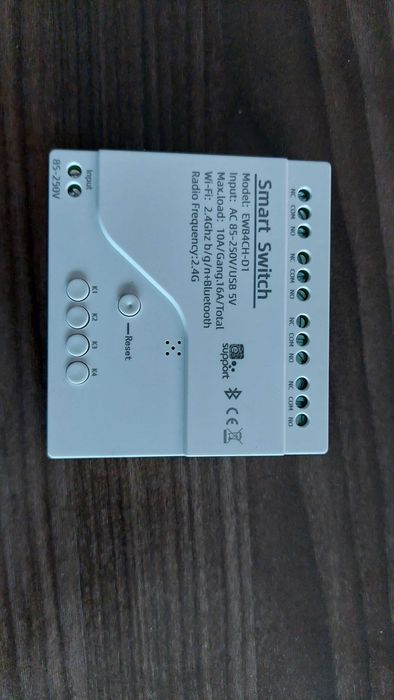 Smart Конролер Wifi Bluethooth с 4 релейни изхода 4 CO