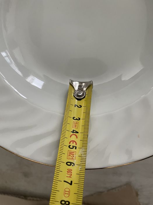 Порцеланови чиний