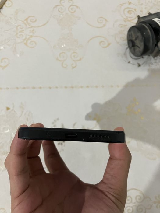 Продам Redmi 12 идеал