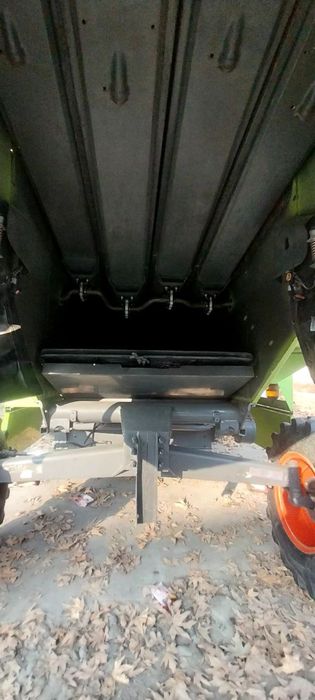 Комбайн Claas Dominator 130 срочно сотилади