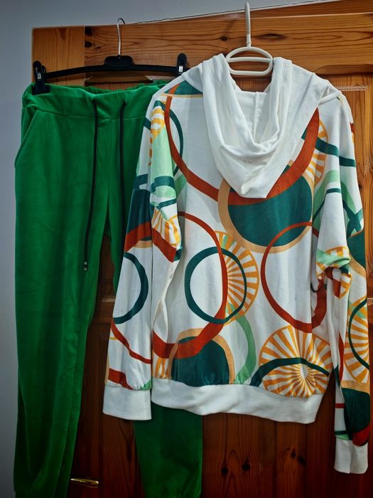 Нови дамски комплекти пролет/лято