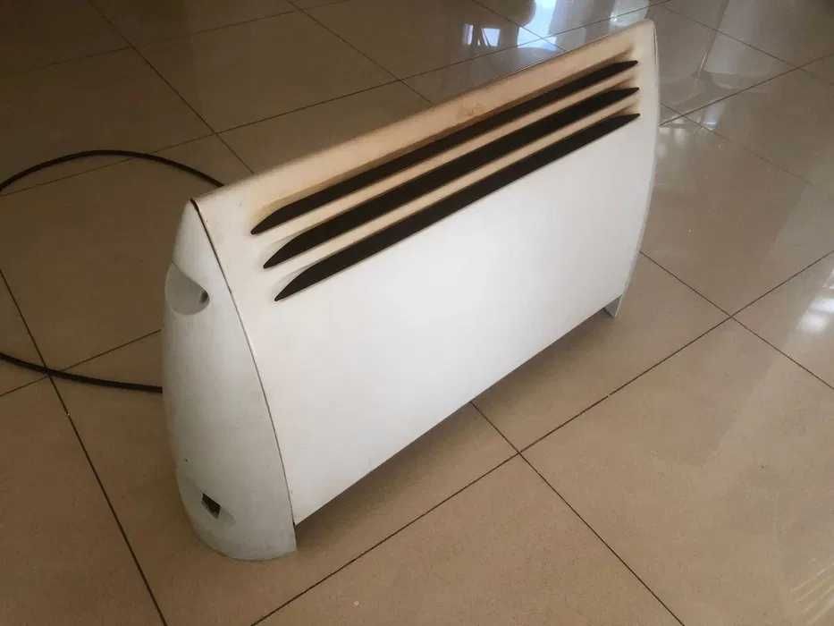 Малък и лек конвектор 2 kW PC1 Pocket